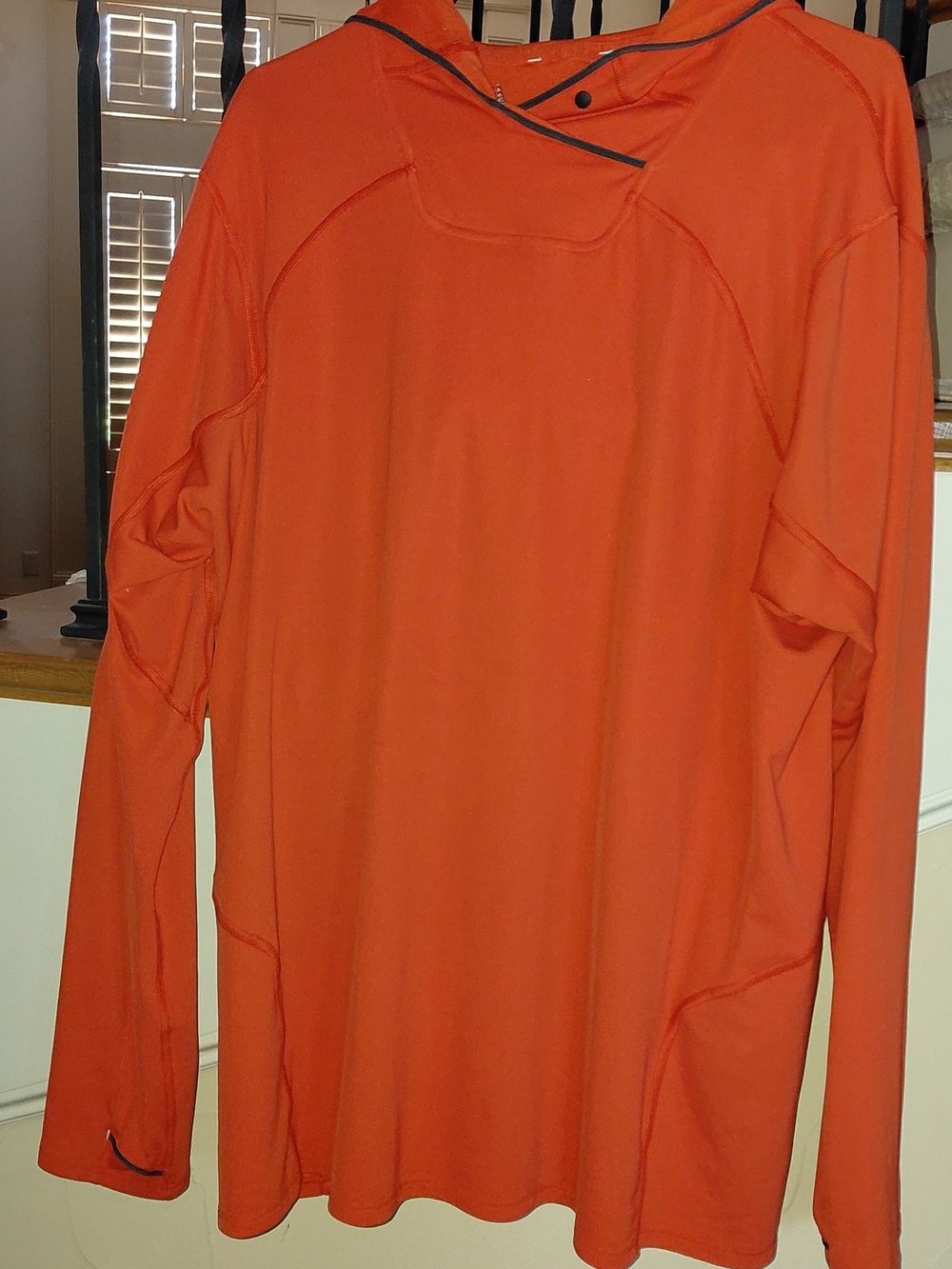 The North Face Adventure Sun hoodie, UPF 40+ sun protect, Thumbholes, Xxl Unisex